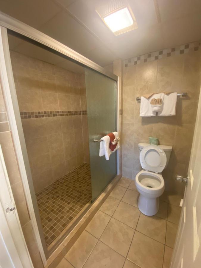 River Place Condos #102 2Bd ピジョンフォージ エクステリア 写真